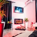 De Lux Jacuzzi Pat Rotund Semineu Zona Ford شقة كرايوفا